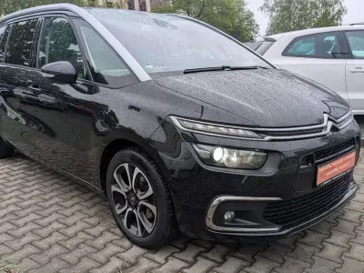 Gebraucht Citroën C4 SpaceTourer Shine 163 PS (119 kW) 2021 Schwarz Van / Kleinbus