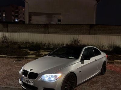 Second-hand BMW 320 Performance 170 CP (125 kW) 2010 Argintiu Coupe