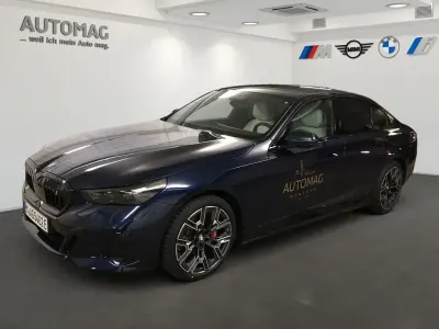 Gebraucht BMW i5 M Sport 289 kW (394 PS) 2025 Blau Limousine