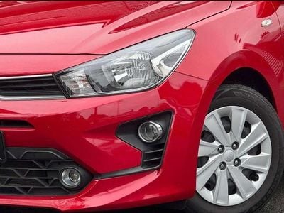 Second-hand Kia Rio Edition 7 84 CP (61 kW) 2023 Roșu Hatchback