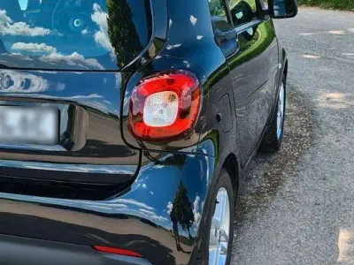 Gebraucht Smart ForTwo Coupé 60 kW (82 PS) 2023 Schwarz Coupé