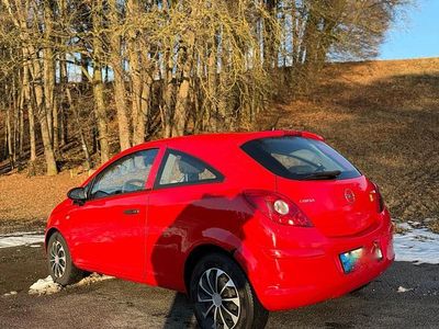 Rot Gebraucht 2009 Opel Corsa Kleinwagen | 1.000 €