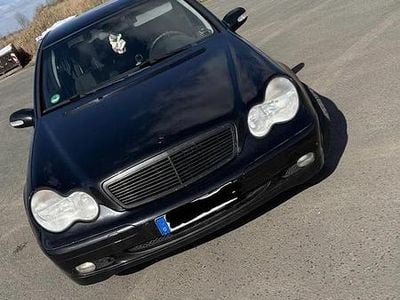 Gebraucht Mercedes C200 116 PS (85 kW) 2002 Schwarz Limousine