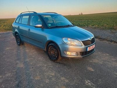 Gebraucht Skoda Fabia 70 PS (51 kW) 2012 Blau Kombi