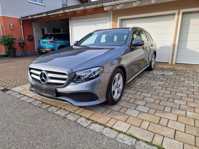 Mercedes E220
