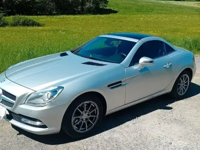 Gebraucht Mercedes SLK200 184 PS (135 kW) 2011 Silber Cabrio