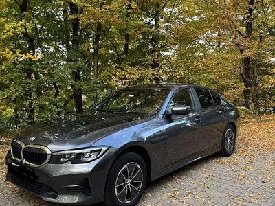 Gebraucht BMW 318 Advantage 156 PS (114 kW) 2021 Limousine