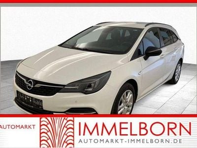 Weiß Gebraucht 2021 Opel Astra Business Kombi | 14.890 €