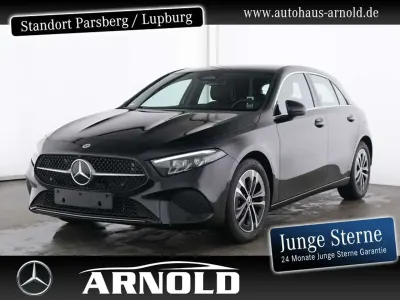 Gebraucht Mercedes A200 Progressive 163 PS (119 kW) 2025 Schwarz Limousine