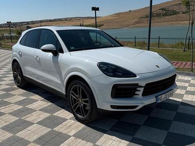 Weiß Gebraucht 2018 Porsche Cayenne SUV | 48.000 € (Fairer Preis)