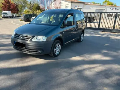 Usata VW Caddy Life 105 CV (77 kW) 2005 Grigio Monovolume