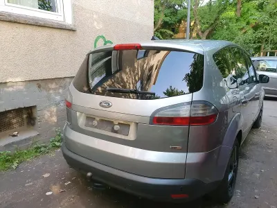 Käytetty Ford S-MAX