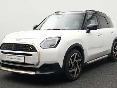 Weiß Gebraucht 2024 Mini Countryman Favoured SUV | 40.942 € (Guter Preis)