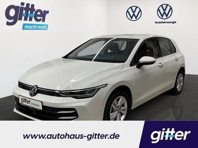 Pure white Gebraucht 2025 VW Golf Life Limousine | 22.403 € (Superpreis)