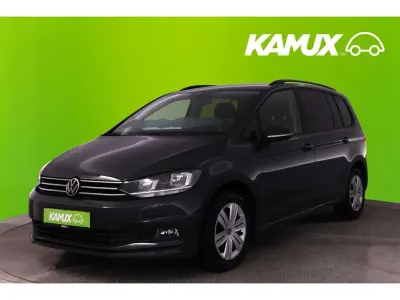 Gebraucht VW Touran Comfortline 150 PS (110 kW) 2020 Silber / grau Van / Kleinbus