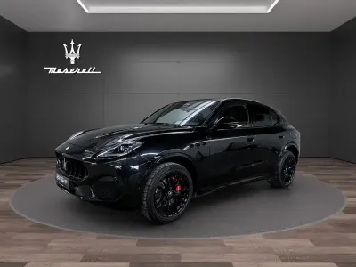 Neu Maserati Grecale 300 PS (220 kW) 2025 Schwarz SUV