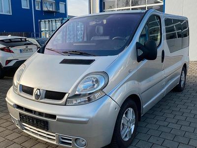 Gebraucht Renault Trafic 135 PS (99 kW) 2005 Silber Van / Kleinbus