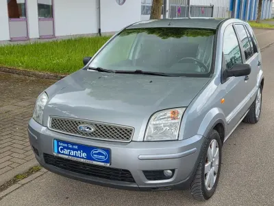 Gebraucht Ford Fusion 101 PS (74 kW) 2004 Silber Kleinwagen