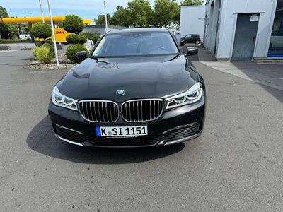 BMW 750