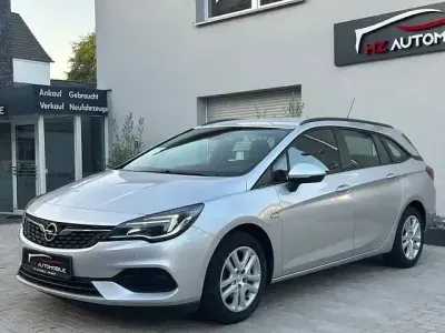 Gebraucht Opel Astra Edition 122 PS (89 kW) 2020 Argon silber/ice silver (m2) Kombi