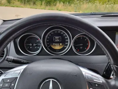Gebraucht Mercedes C250 204 PS (150 kW) 2012 Schwarz Kombi