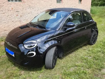 Gebraucht Fiat 500e La Prima 86 kW (118 PS) 2022 Schwarz Cabrio