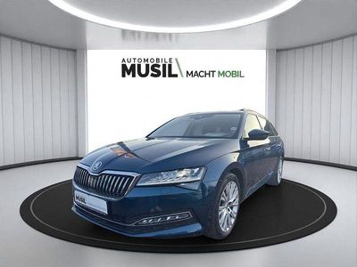 Lavablau metallic Gebraucht 2022 Skoda Superb Kombi | 22.440 € (Fairer Preis)