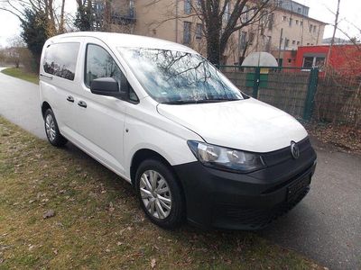 Gebraucht VW Caddy 75 PS (55 kW) 2022 Weiß Van / Kleinbus