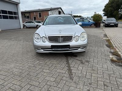 Mercedes E320