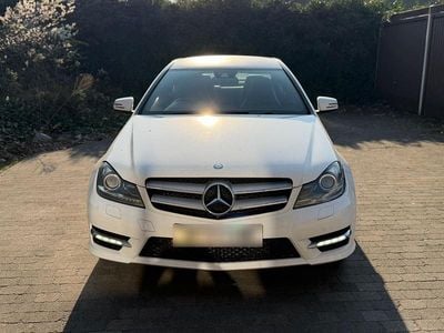 Gebraucht Mercedes C250 204 PS (150 kW) 2013 Weiß Coupé