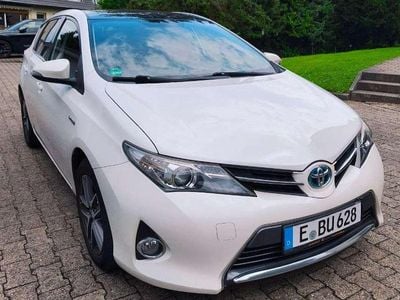 Toyota Auris Hybrid