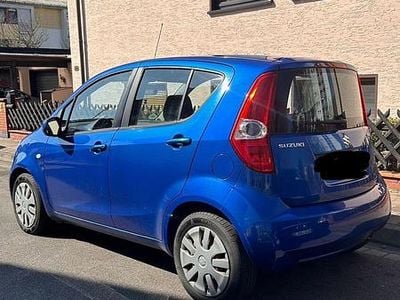 Gebraucht Suzuki Splash 65 PS (47 kW) 2009 Blau Kleinwagen