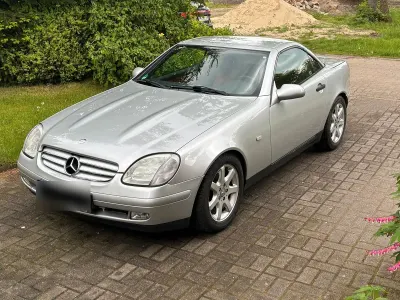 Gebraucht Mercedes SLK230 192 PS (141 kW) 1999 Silber Cabrio