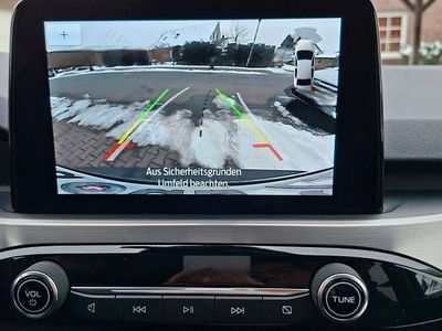 Gebraucht Ford Kuga Titanium 224 PS (164 kW) 2022 Rot SUV