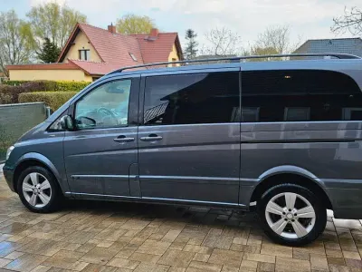 Używany Mercedes Viano Edition 163 KM (119 kW) 2014 Srebrny Minivan