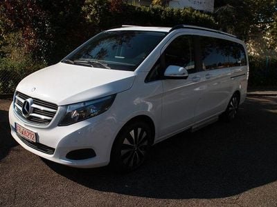 Mercedes V220