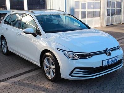 Usata VW Golf VIII Life 116 CV (85 kW) 2022 Bianco Station wagon