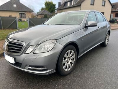 gebraucht Mercedes E250 CDI ELEGANCE Navi Xenon Distronic Plus