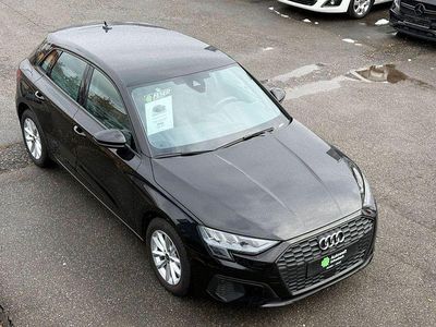 Gebraucht Audi A3 Comfort 110 PS (80 kW) 2023 Brillantschwarz Limousine