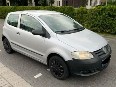 Gebraucht VW Fox 54 PS (39 kW) 2008 Silber Kleinwagen