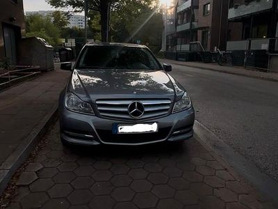Silber Gebraucht 2012 Mercedes C180 Limousine | 7.500 €