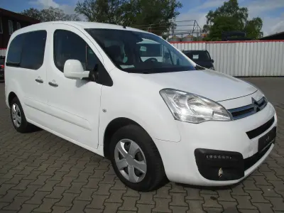 Gebraucht Citroën e-Berlingo SELECTION 99 PS (72 kW) 2018 Weiß Kombi