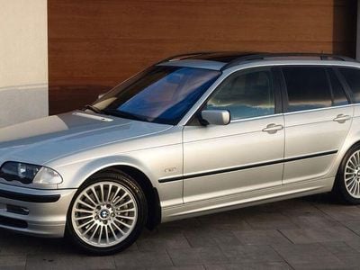Gebraucht BMW 330 184 PS (135 kW) 2000 Silber Kombi