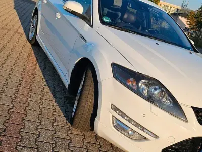 Gebraucht Ford Mondeo Titanium 200 PS (147 kW) 2012 Weiß Limousine