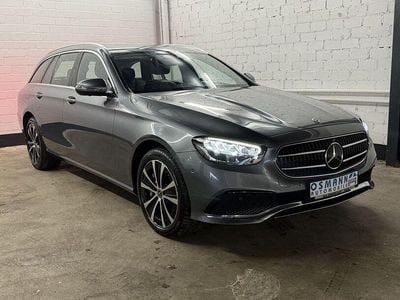 Gebraucht Mercedes E300 Avantgarde 194 PS (142 kW) 2022 Selenitgrau  metalliclack Kombi