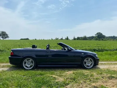 Gebraucht BMW 330 Sport Line 204 PS (150 kW) 2006 Blau Cabrio