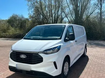 Gebraucht Ford Transit Custom 136 PS (100 kW) 2025 Weiß Van / Kleinbus