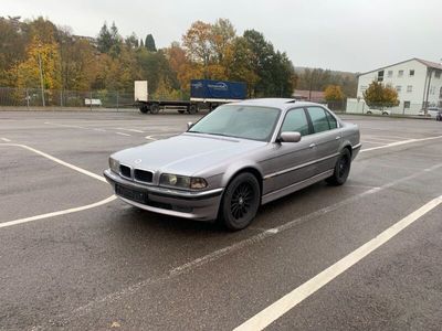 BMW 740