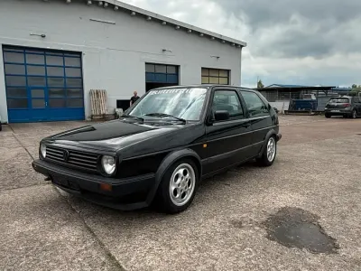 Gebraucht VW Golf 75 PS (55 kW) 1990 Schwarz Coupé