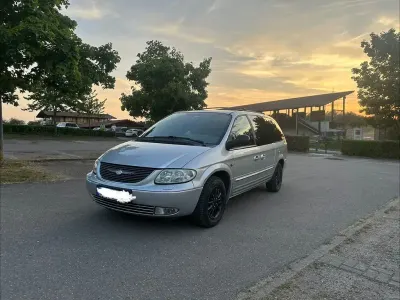 Gebraucht Chrysler Grand Voyager 174 PS (127 kW) 2004 Silber Van / Kleinbus